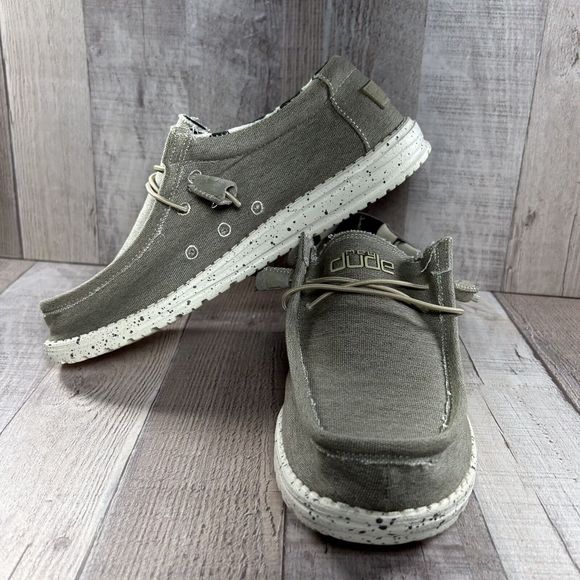 Hey Dude Men's Wally Stretch Slip On Comfort Loafers Casual Shoes Beige Size 8 - Picture 2 of 14